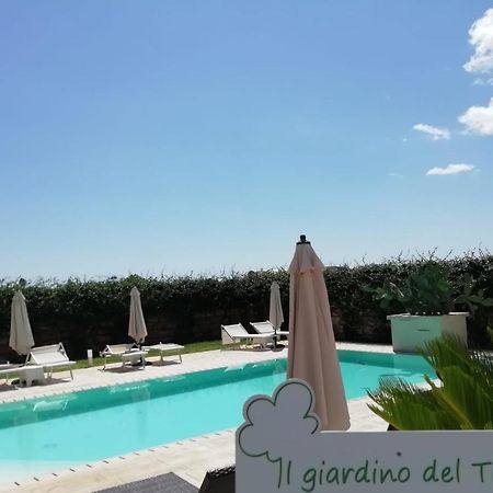 Il Giardino Del Tiglio Bed and Breakfast Uggiano La Chiesa Buitenkant foto